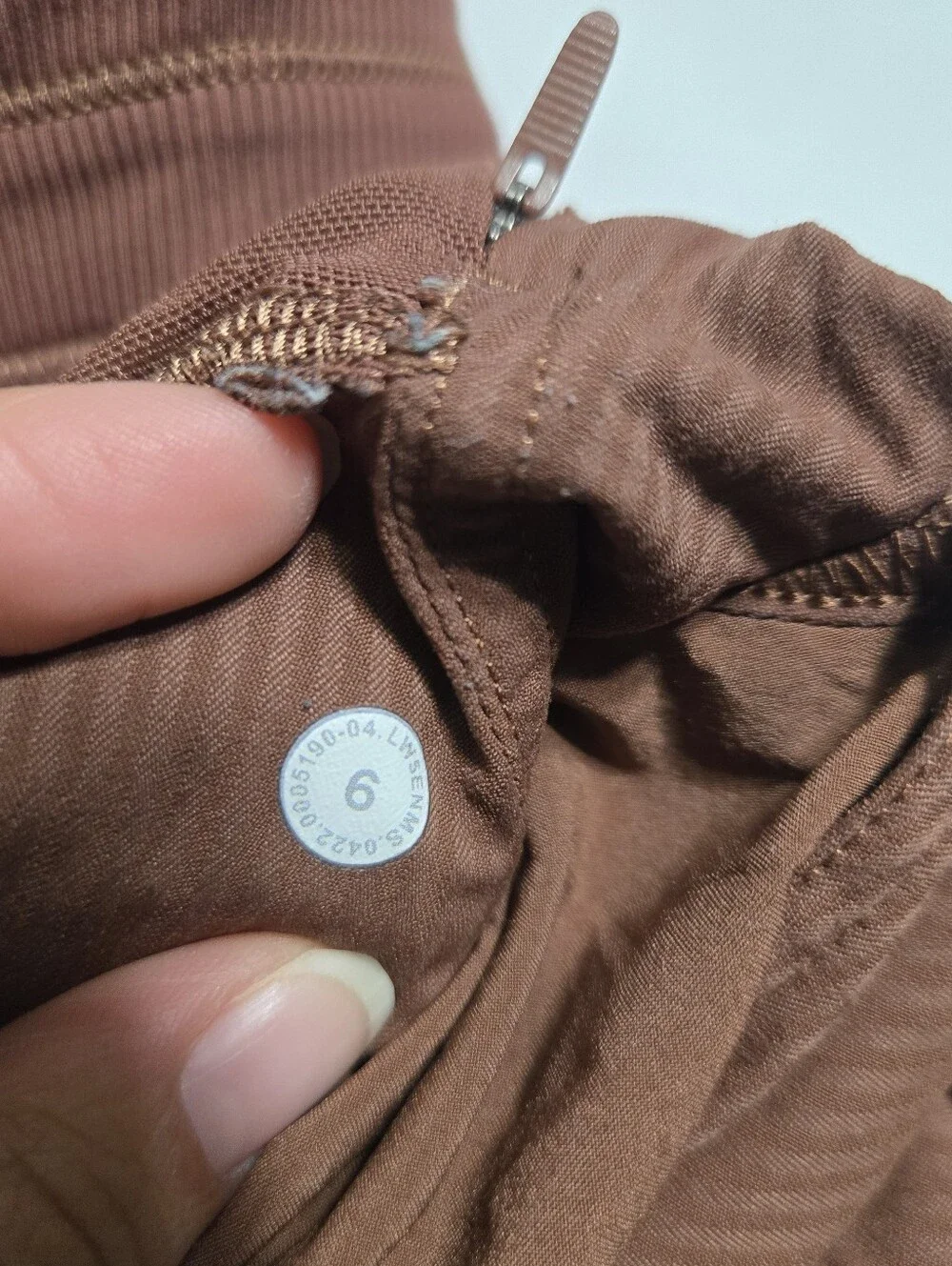 Lululemon Women's Dance Studio Mid-Rise Jogger Roasted Brown Swift sz 6